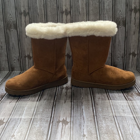 SO Chestnut Faux Fur Women's Boots Size 9.5 - Picture 11 of 11